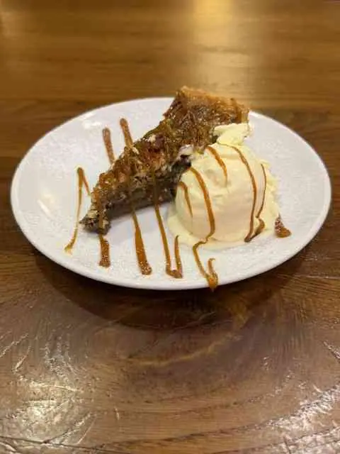 PECAN PIE AND ICE CREAM — Bakery Products