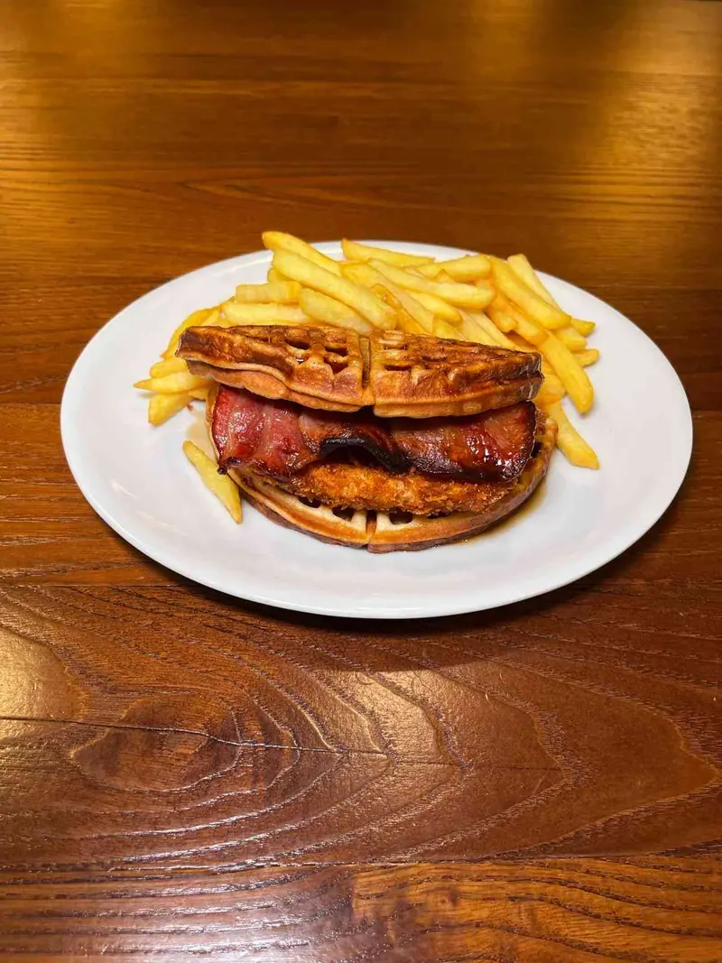 Waffle savory — Dylan's Burger