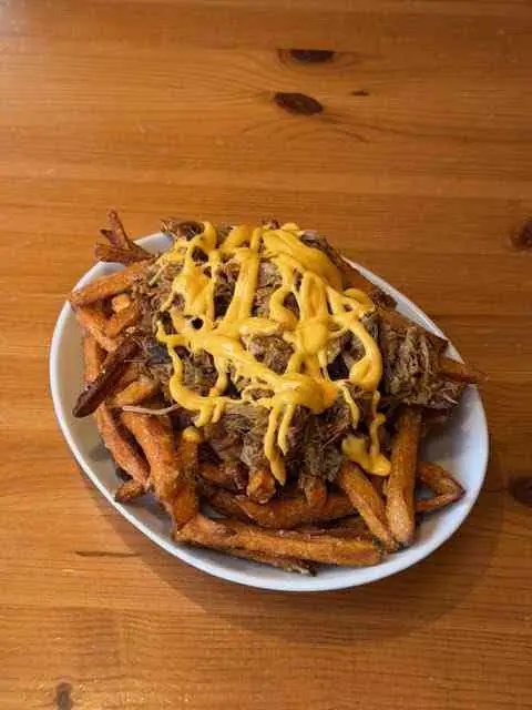 PATATE DOLCI PULLED E CHEDDAR — Fries